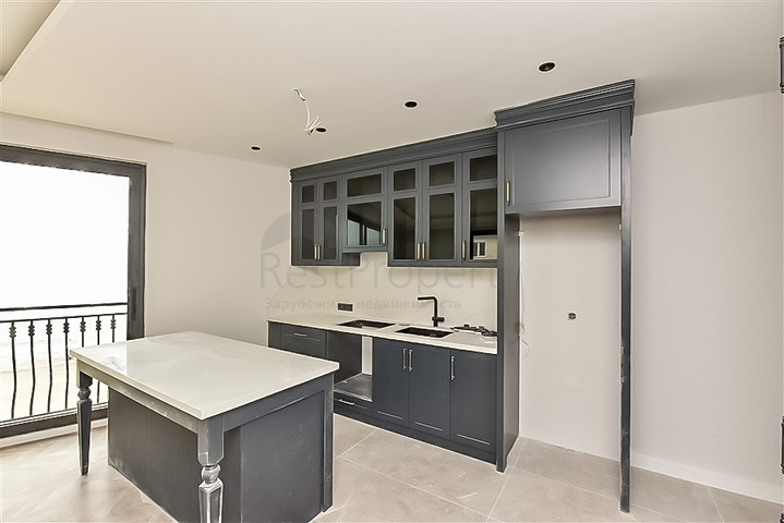 One bedroom apartment in the center of Alanya with panoramic sea views