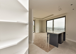 One bedroom apartment in the center of Alanya with panoramic sea views