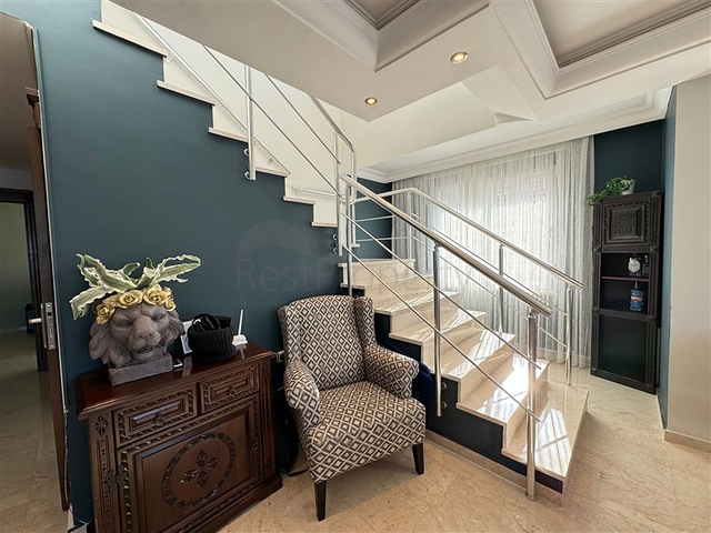 Spacious 3+1 penthouse with panoramic sea views