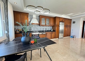 Spacious 3+1 penthouse with panoramic sea views