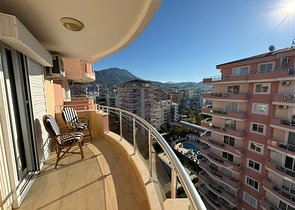 Spacious 3+1 penthouse with panoramic sea views