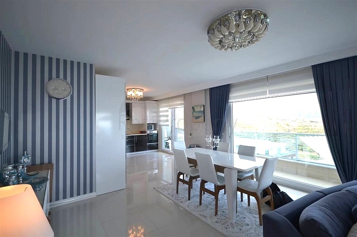 Furnished 3+1 villa in Kargicak area