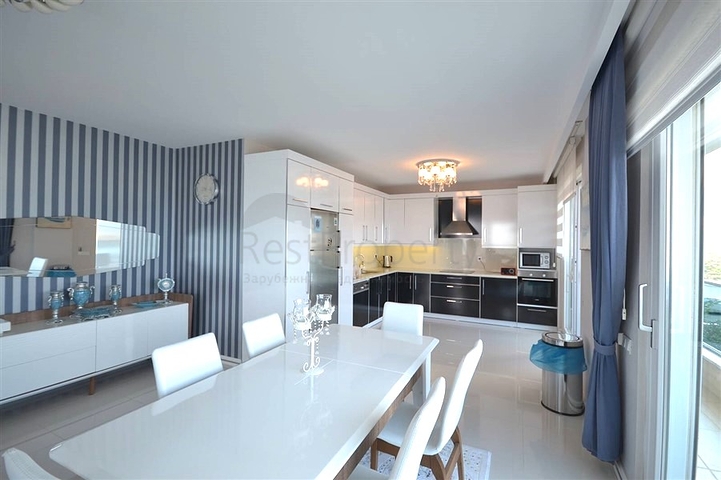 Furnished 3+1 villa in Kargicak area