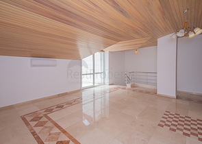 4+2 penthouse on the first coastline