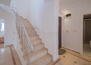 4+2 penthouse on the first coastline