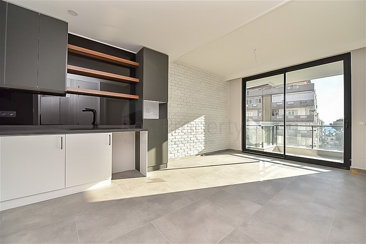 1+1 apartment in a new complex just 200 meters from Cleopatra beach