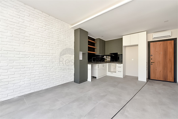 1+1 apartment in one of the best houses on Cleopatra