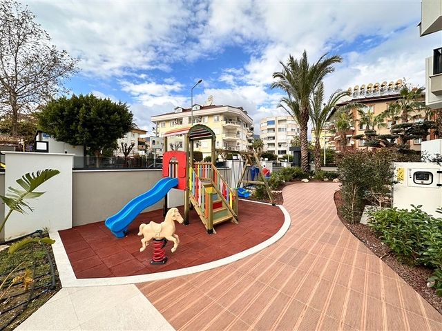 2+1 penthouse in a new complex just 400 m from the sea in the center of Alanya 