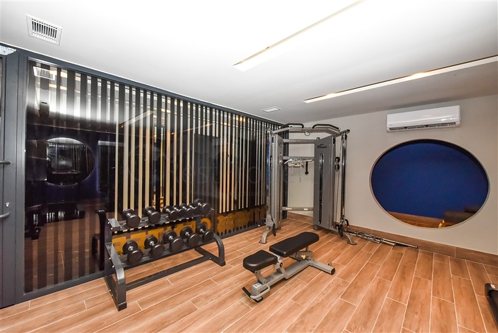 2+1 penthouse in a new complex just 400 m from the sea in the center of Alanya 