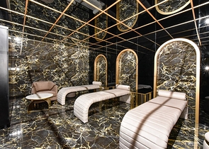 2+1 penthouse in a new complex just 400 m from the sea in the center of Alanya 