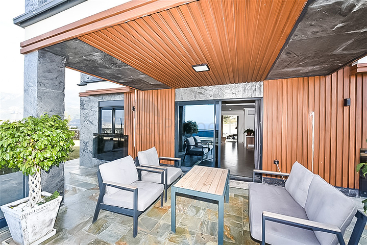 Private 4+1 villa in an elite gated community