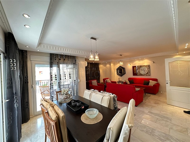 4+1 riverfront penthouse in Kestel district