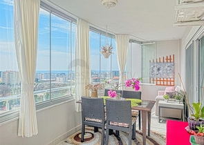 Apartment 2+1 facing the sea and mountains in the Mahmutlar area