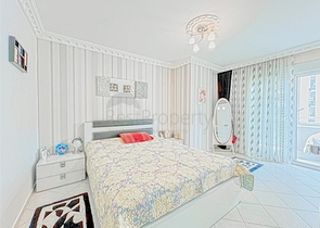 Apartment 2+1 facing the sea and mountains in the Mahmutlar area