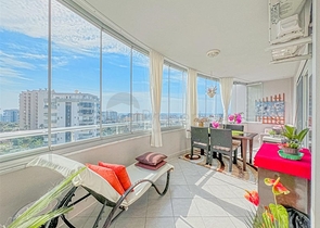 Apartment 2+1 facing the sea and mountains in the Mahmutlar area