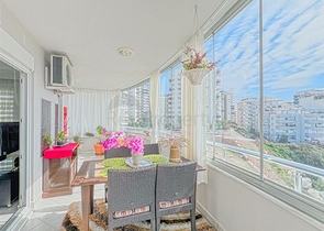 Apartment 2+1 facing the sea and mountains in the Mahmutlar area