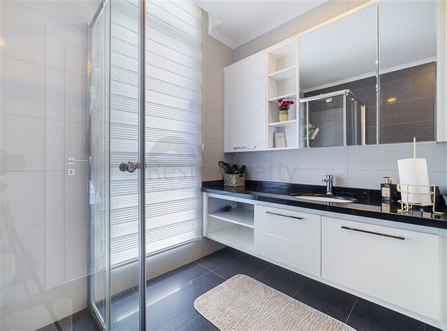 3+1 penthouse with a view of the Mediterranean Sea