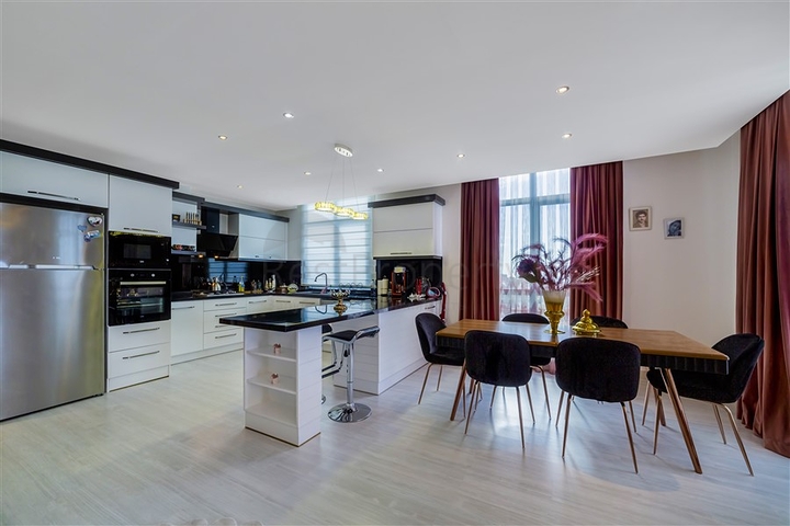 3+1 penthouse with a view of the Mediterranean Sea