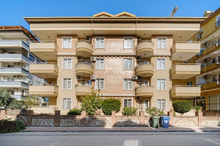 Cozy 2+1 apartment in the center of Alanya