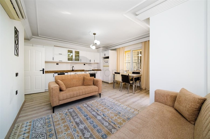 Cozy 2+1 apartment in the center of Alanya