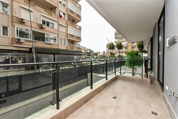 One-bedroom apartment in the Cleopatra area