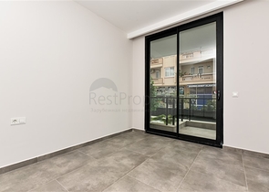 One-bedroom apartment in the Cleopatra area