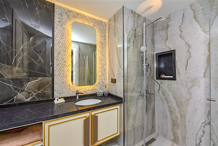 1+1 Rental Apartment in Central Alanya with Full Amenities