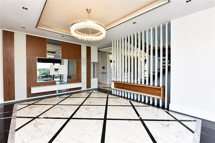 Luxury villa 4+1 in Kargicak area.