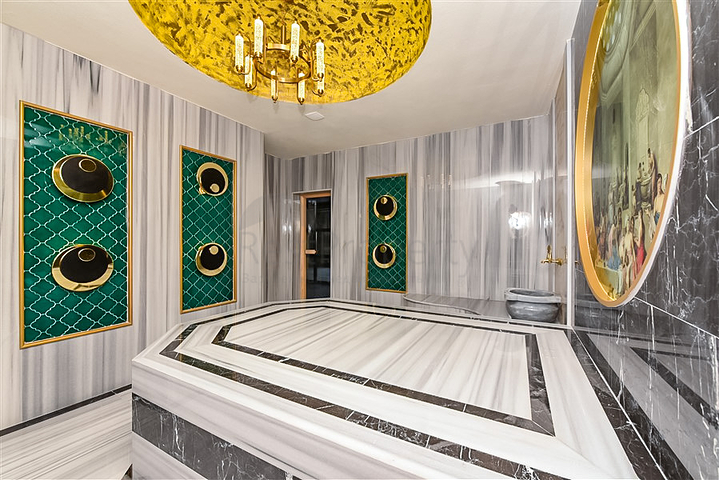 Luxury villa 4+1 in Kargicak area.