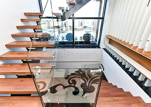 Luxury villa 4+1 in Kargicak area.