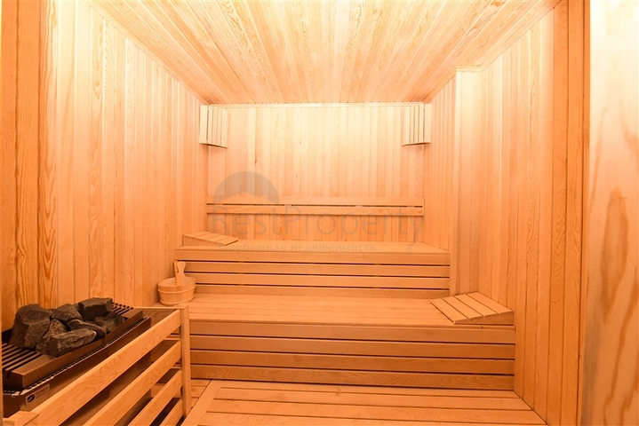 1+1 apartment in a new complex just 400 m from the sea in the center of Alanya 