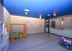 1+1 apartment in a new complex just 400 m from the sea in the center of Alanya 