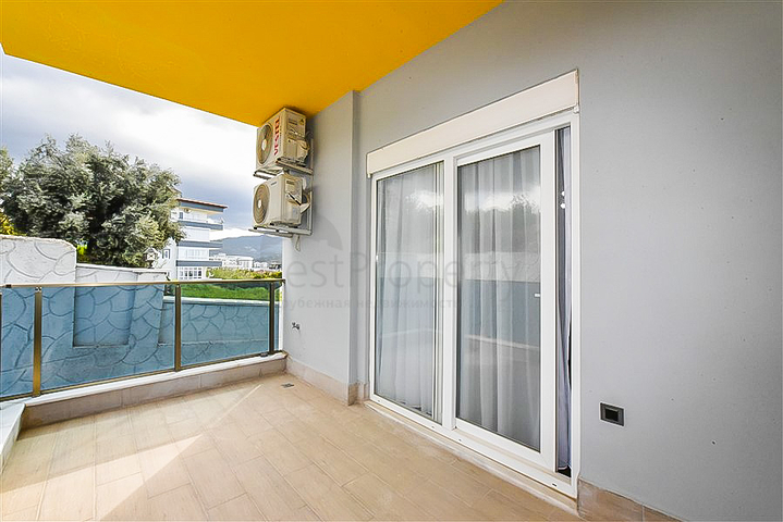 2+1 apartment for sale in Demirtas district at an attractive price 