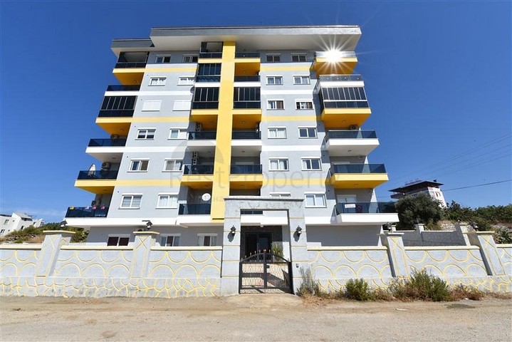 2+1 apartment for sale in Demirtas district at an attractive price 