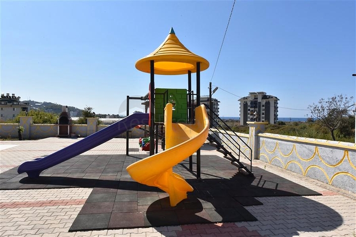 2+1 apartment for sale in Demirtas district at an attractive price 