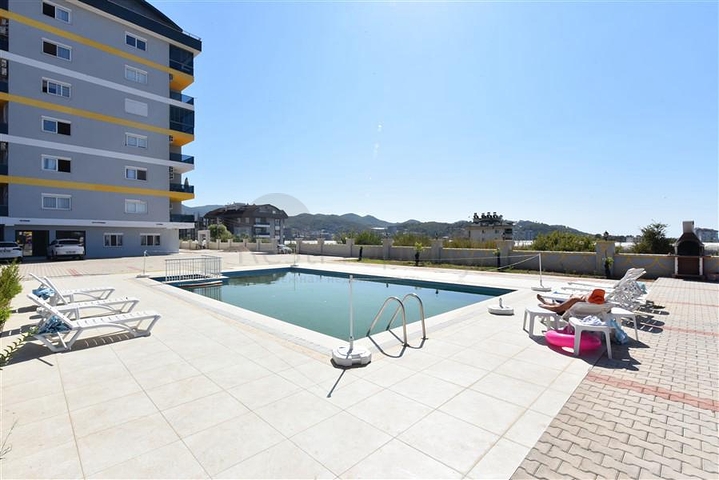 2+1 apartment for sale in Demirtas district at an attractive price 