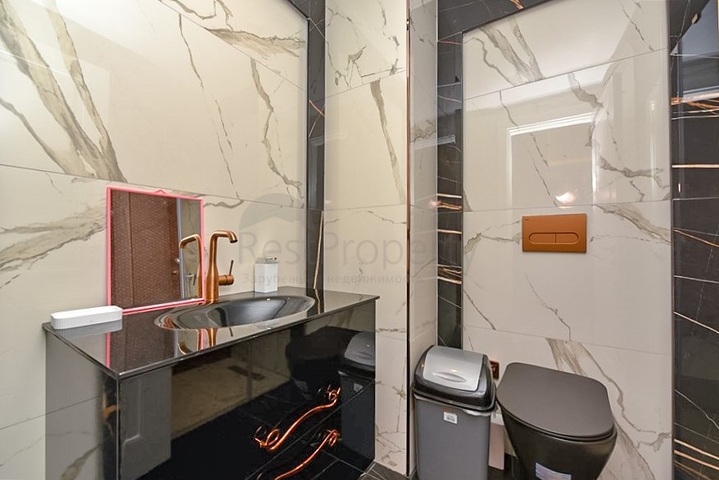 Sea View 1+1 Apartment in Beachfront Complex, Alanya