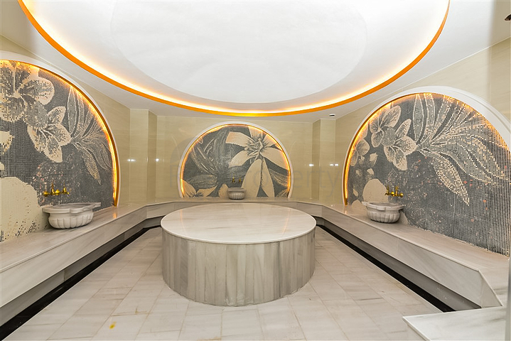 Sea View 1+1 Apartment in Beachfront Complex, Alanya