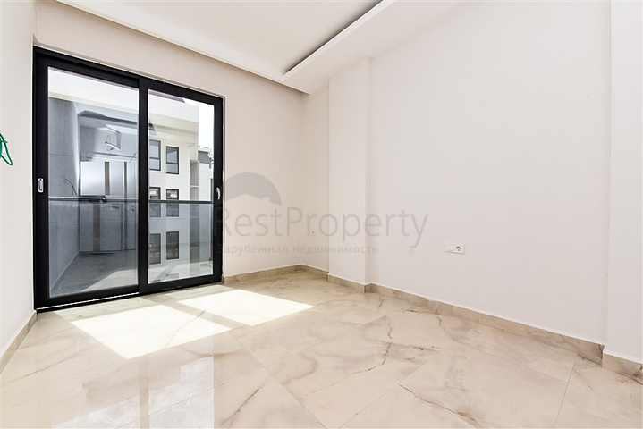 Apartment with sea view in Kestel district