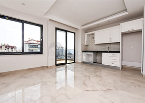 Apartment with sea view in Kestel district