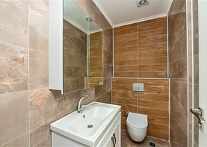 2+1 apartment with its own garden in Kestel