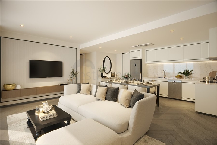 The complex is located in the prestigious Laguna area