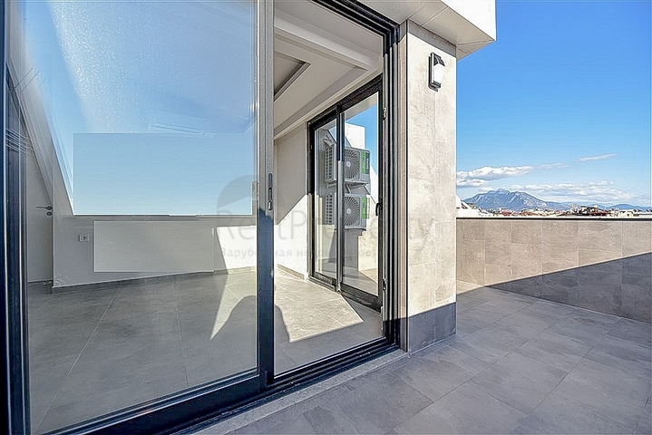 3+1 penthouse in a new residential complex near Cleopatra beach