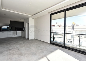 3+1 penthouse in a new residential complex near Cleopatra beach