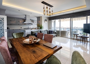 Petnhouse with a unique layout of 6+1 for a residence permit