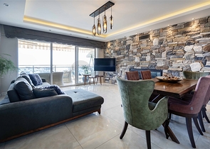 Petnhouse with a unique layout of 6+1 for a residence permit