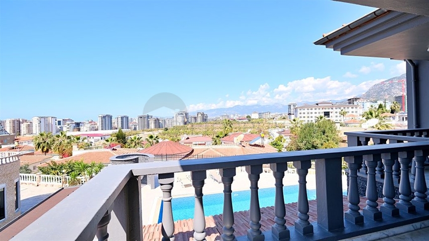 Furnished villa in the center of Mahmutlar