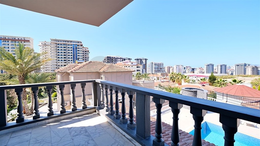 Furnished villa in the center of Mahmutlar