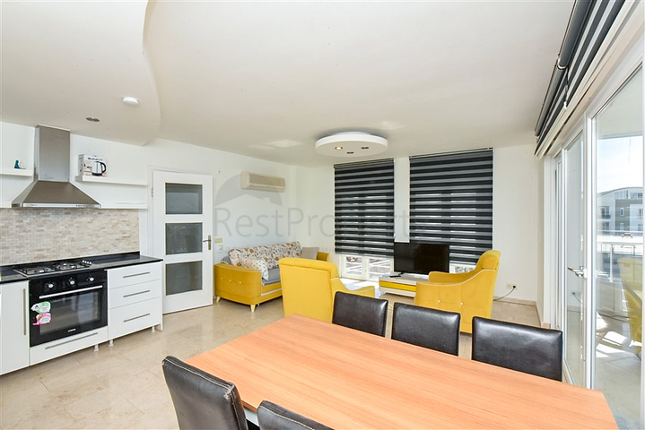 Spacious 3+1 penthouse in Konakli district. 