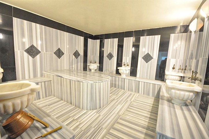 Spacious 3+1 penthouse in Konakli district. 